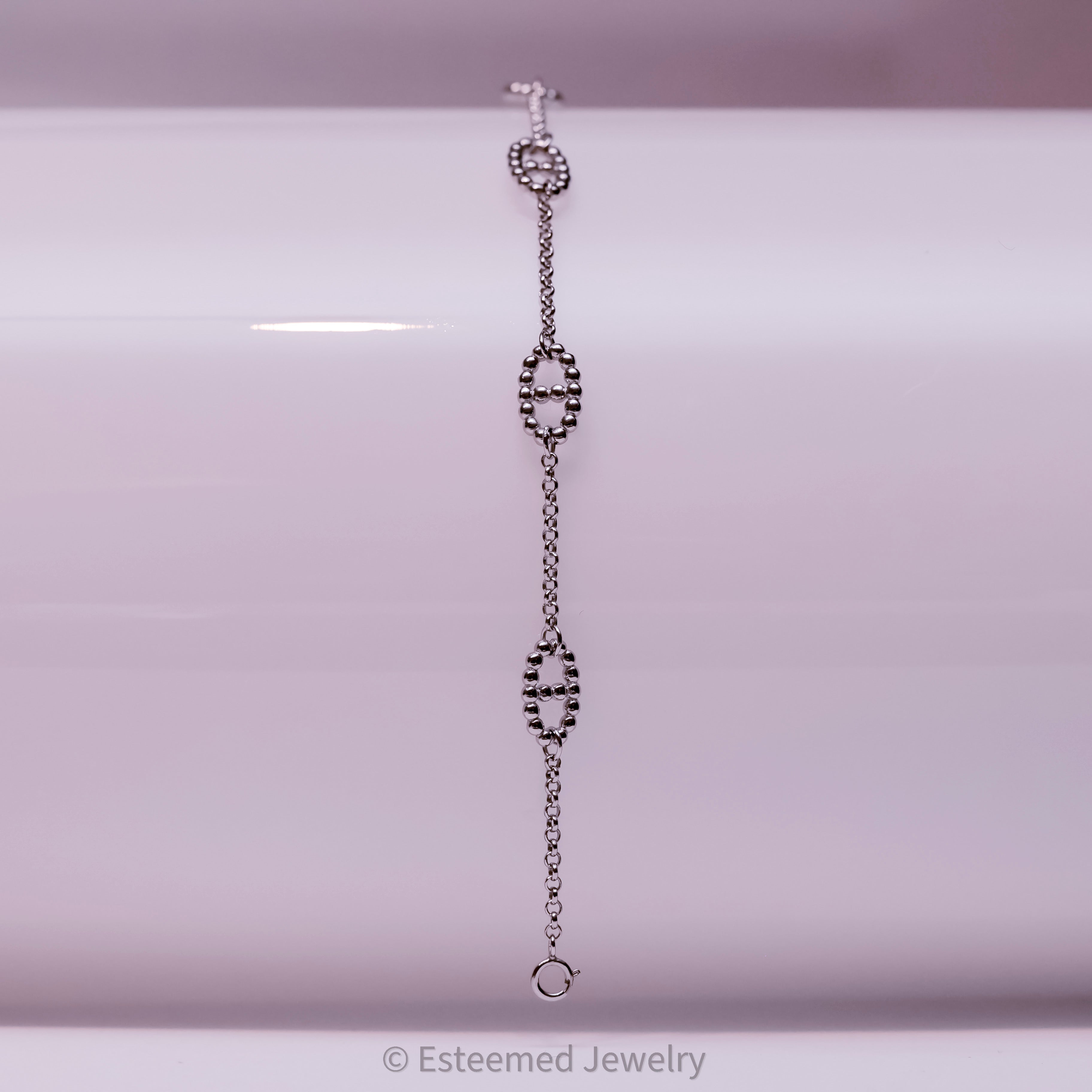 Infinity Knot